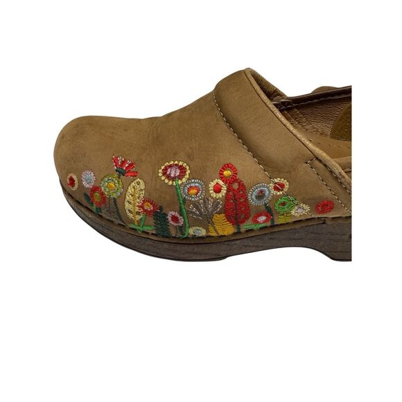 Dansko European Women's Tan Brown Earth-Toned Floral Embroidered Clogs Size 38 - Picture 9 of 14